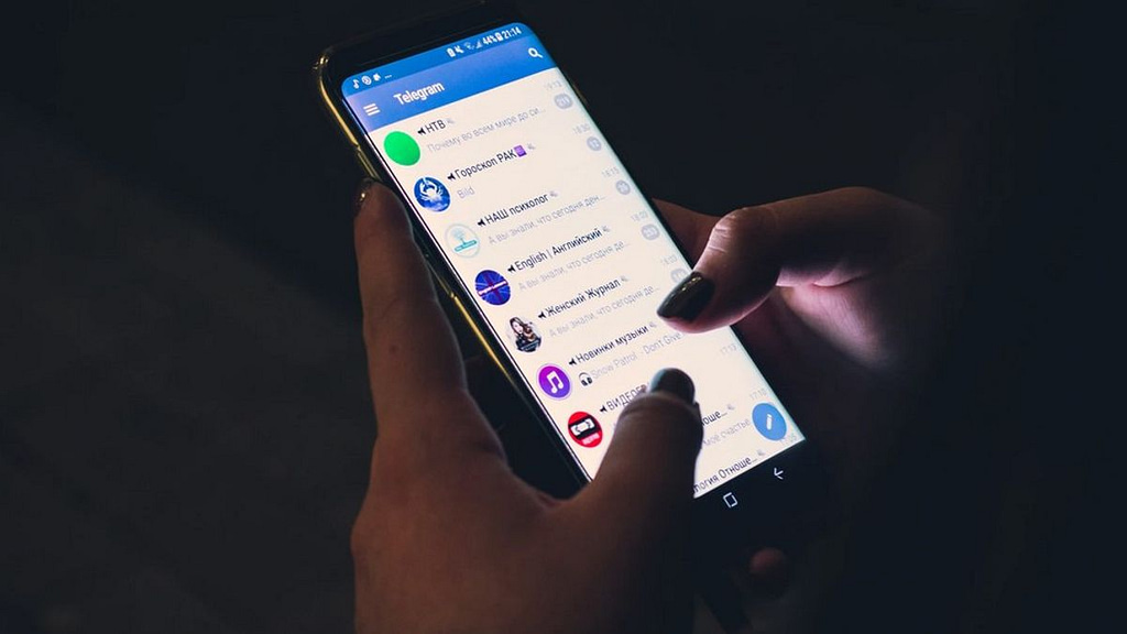 Facebook: Πωλούνται αριθμοί τηλεφώνου χρηστών του μέσω Telegram bot