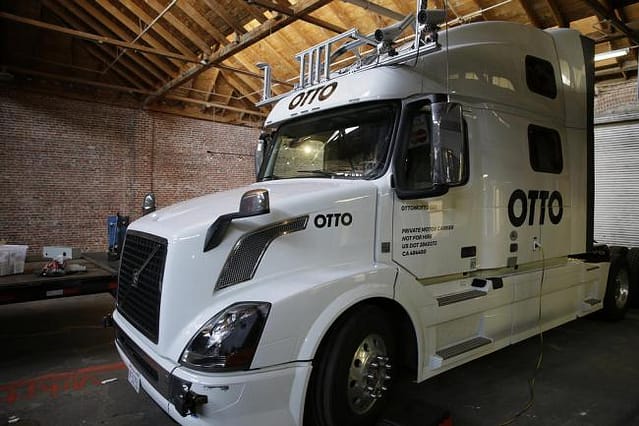 Otto-φορτηγά-αυτοματοποιημένα