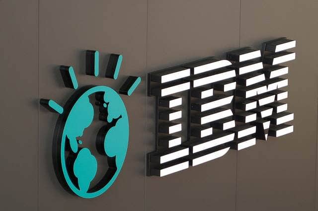 IBM: Νέα καταγραφή πτώσης των εσόδων της