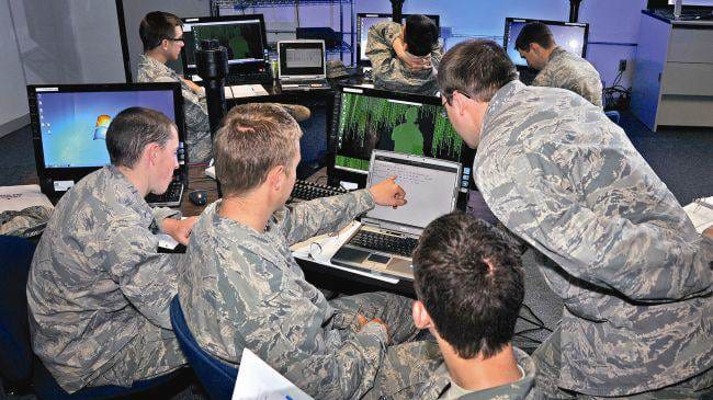 Ανησυχία στο ΝΑΤΟ για την cyber war τεχνολογία των Ρώσων