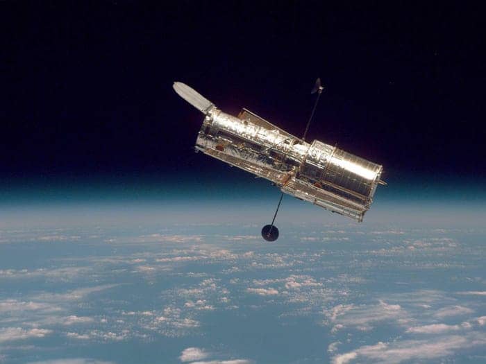 Hubble NASA - γαλαξίες χωρίς σκοτεινή ύλη