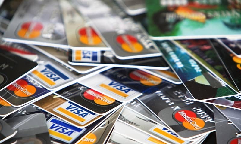 κλέβει πληροφορίες πιστωτικών καρτών χάκερ