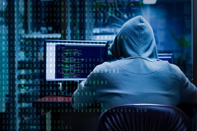 χάκερς εκμεταλλεύονται σφάλμα λογισμικού update