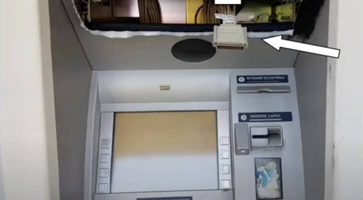 Ιταλία: Χάκερς έκλεψαν 800.000€ από 35 ATM με Black Box επίθεση!