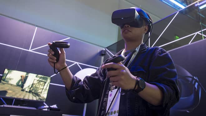 Εικονική πραγματικότητα (VR): Τί είναι και πώς αλλάζει τη ζωή μας;