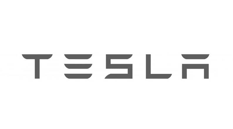 Ηλιακά πάνελ Tesla
